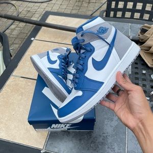 Air Jordan 1 Retro High OG True Blue DZ5485-410 MENS 8.5